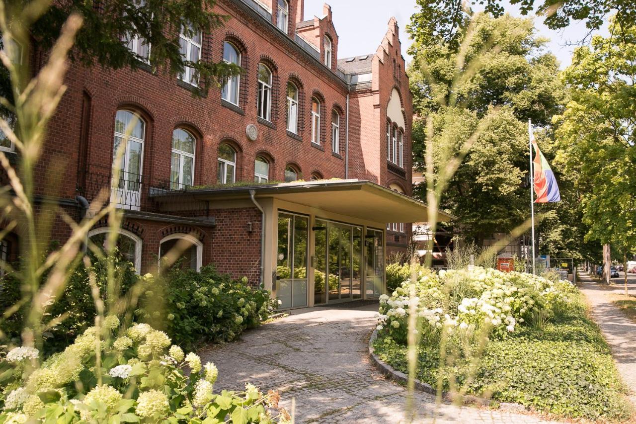 Gaeste- Und Tagungshaus Am Glockengarten — Fotos 1